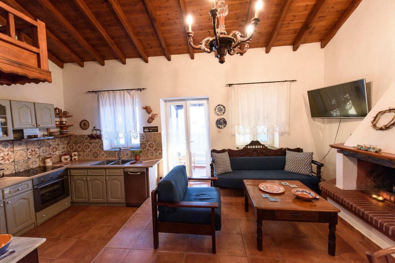 Holiday home Marouda Glossa